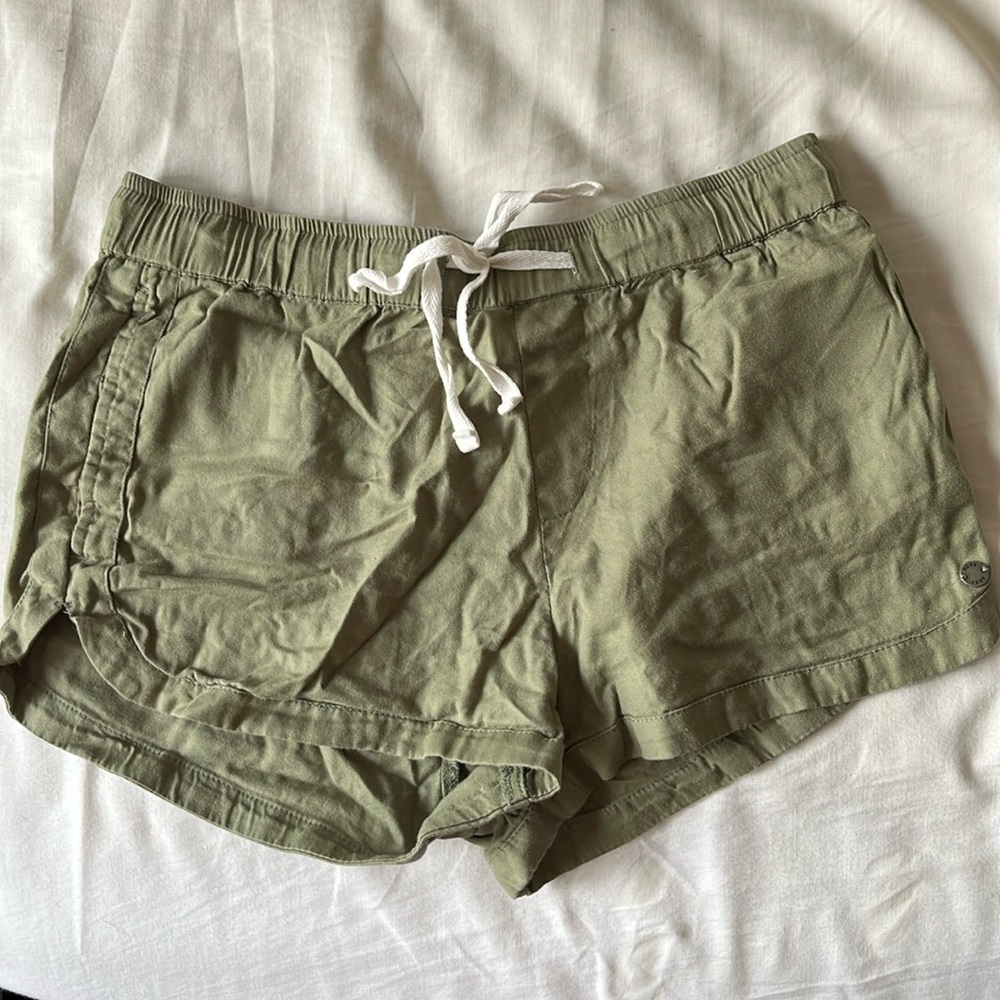 roxy green shorts size small